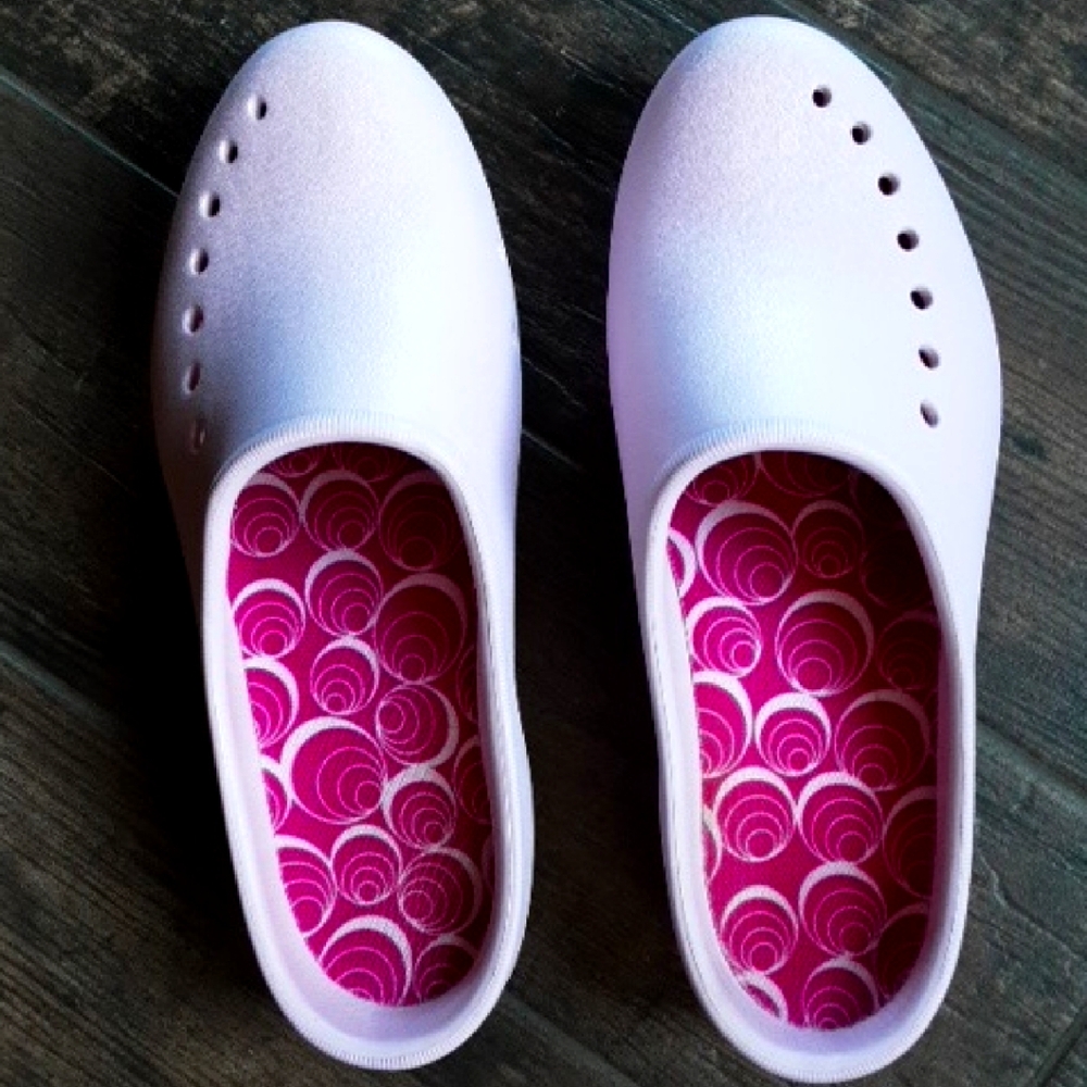 CROCS Light Lilac Slip On Clog with Ventilation